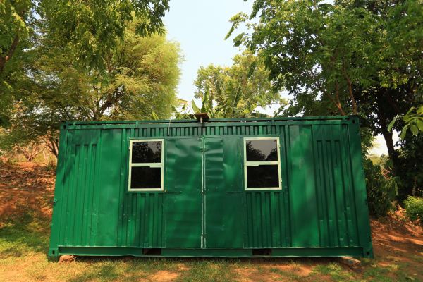 Trailer Roof Installation