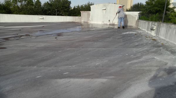 Flat Roof Cleaning