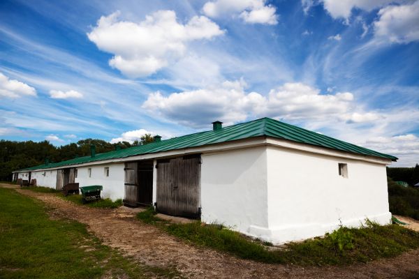 Barn Roof Construction